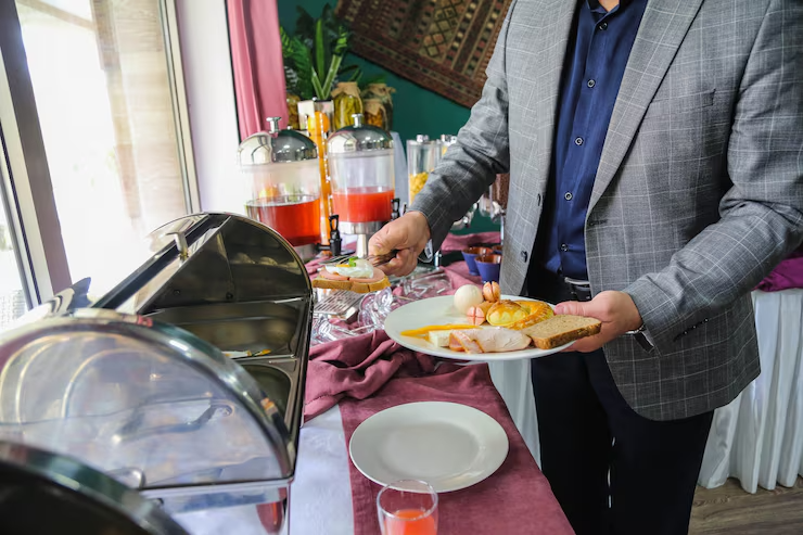 start catering business UAE